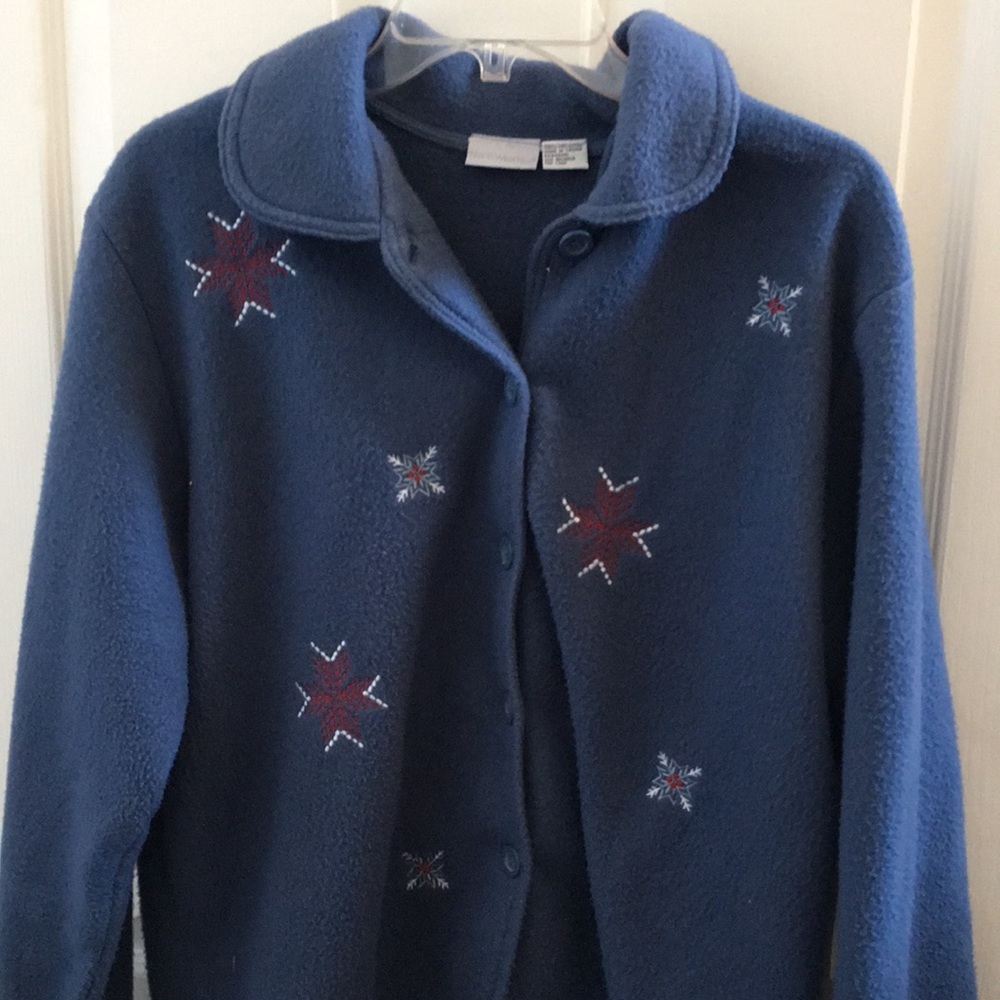 FINAL MARKDOWN Ladies northwest blue fleece embroidered jacket large

ZZ